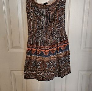 Gap sleeveless, patterned midi dress, size medium